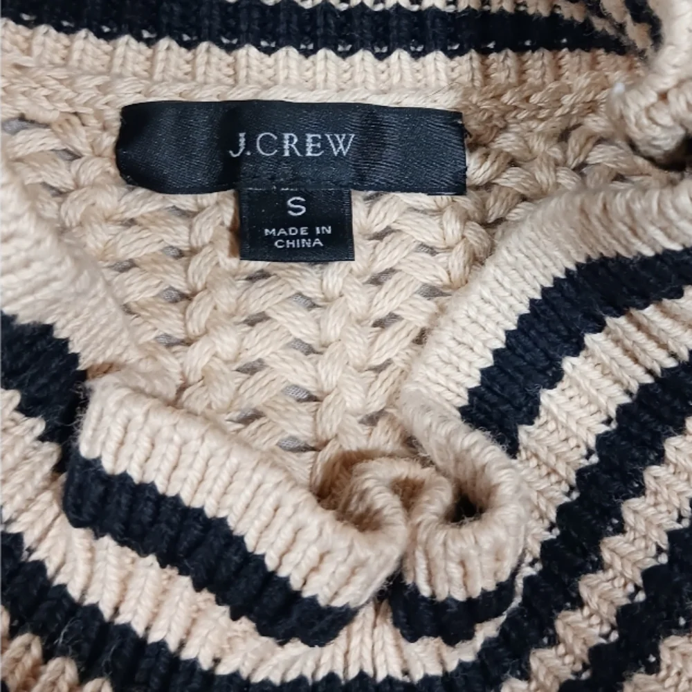 J. Crew Ruffle Collar Shell Top - Picture 6 of 7